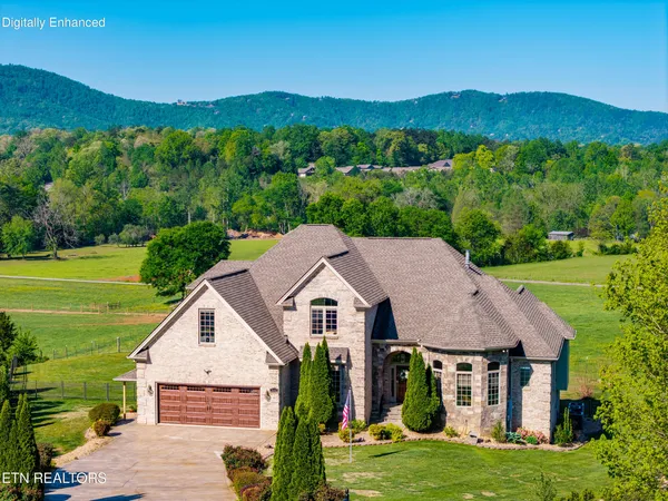 $1,590,777 | 7641 Powderhorn Trail, Townsend, TN 37882
