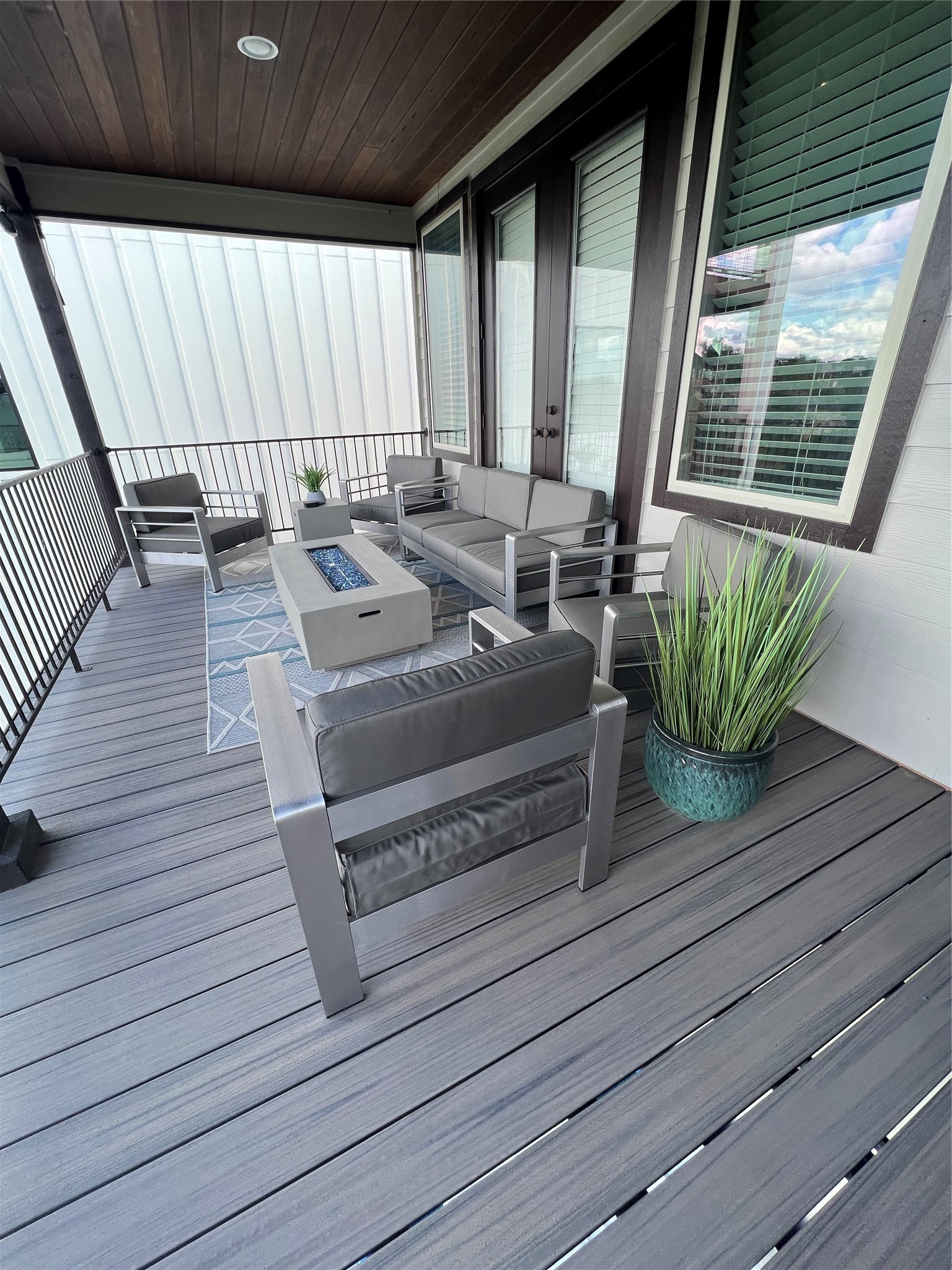 1180 Rip Jay Circle Canyon Lake, TX 78133 - Photo 8 of 15 Back Patio