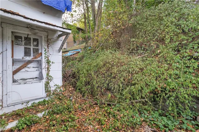 $25,700 | 1940 Laketon Road, Pittsburgh, PA 15221