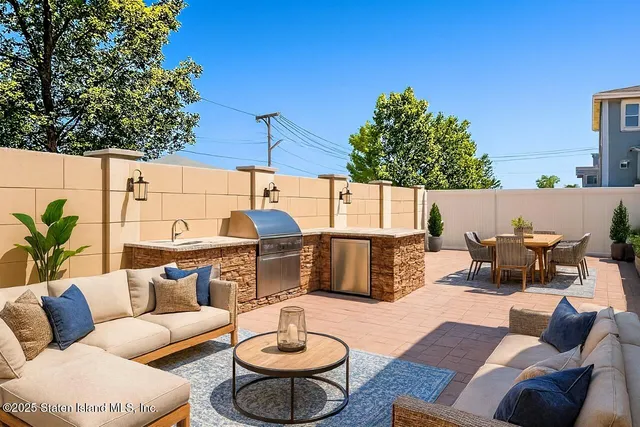 $1,460,000 | 162-03 84th Street | Rockwood Park