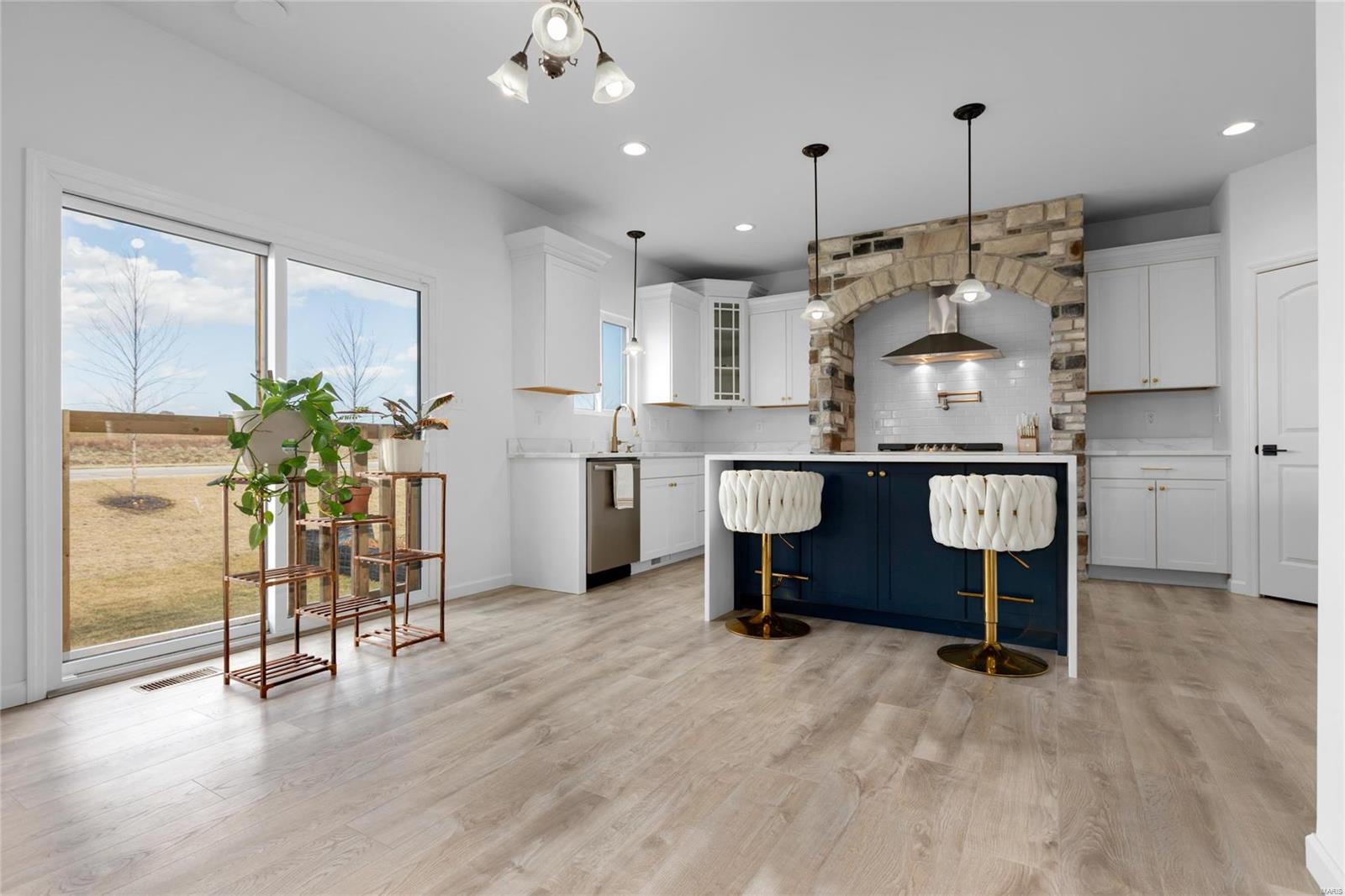 154 Mora Boulevard O'Fallon, MO 63368 - Photo 8 of 35