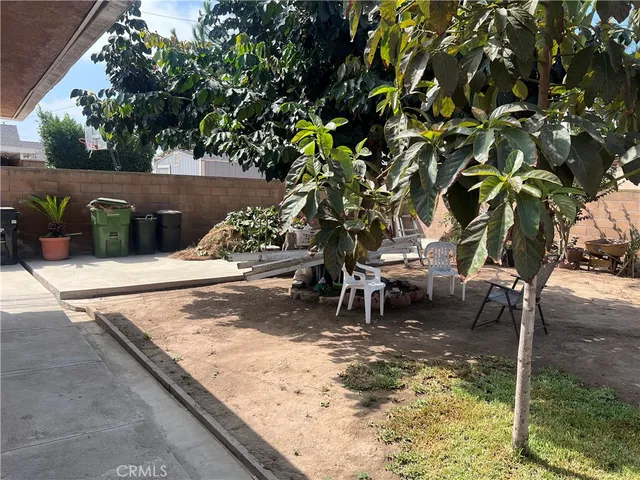 $779,000 | 11863 Stanford Avenue, Los Angeles, CA 90059