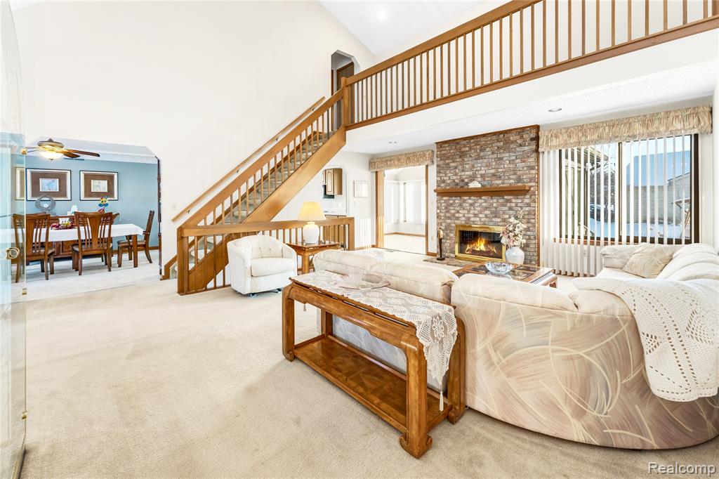 21565 Hall Road Woodhaven, MI 48183 - Photo 4 of 42