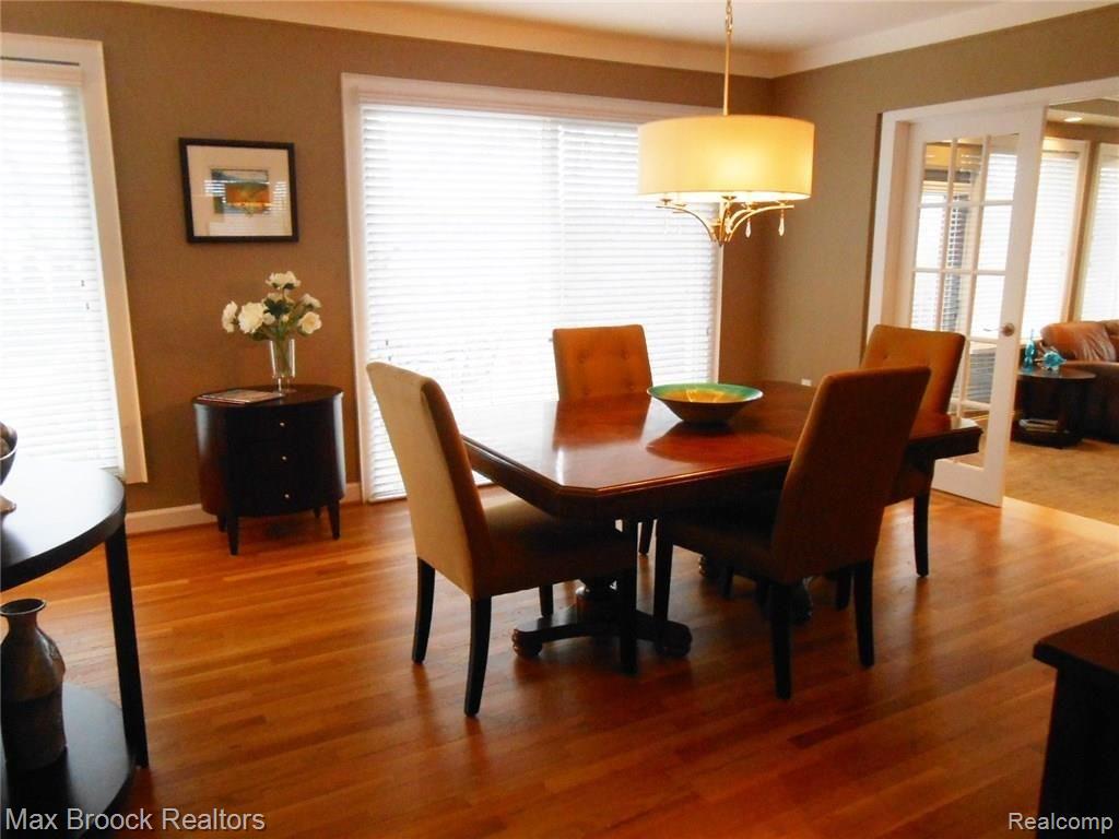 2775 Acorn Road Bloomfield Hills, MI 48302 - Photo 8 of 49 Dining Area
