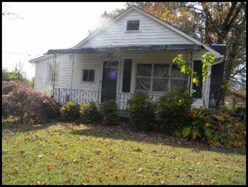 2777 Oak Grove Road Rocky Top, TN 37769 - Photo 1 of 1 Primary Photo