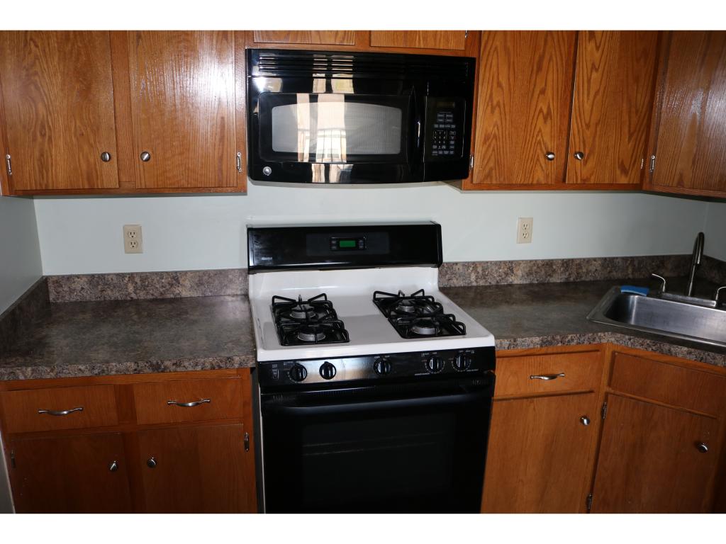 3 Galloway Road, Unit 28 Merrimack, NH 03054 - Photo 5 of 27