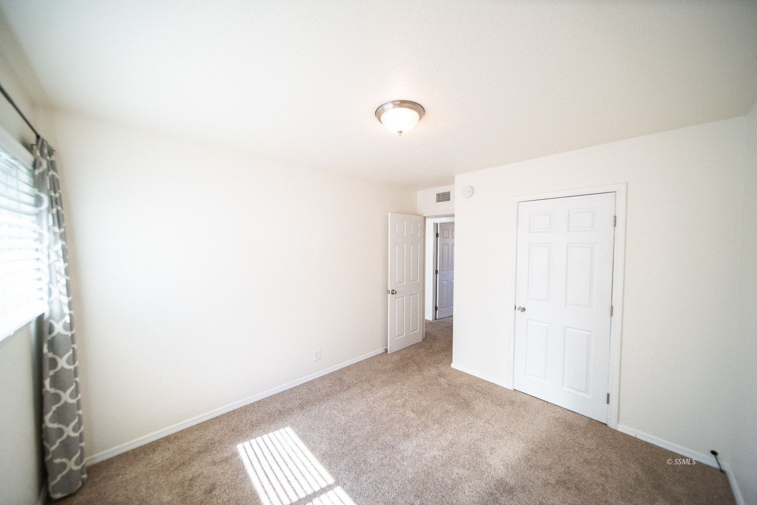 419 South Margalo Street Ridgecrest, CA 93555 - Photo 21 of 36