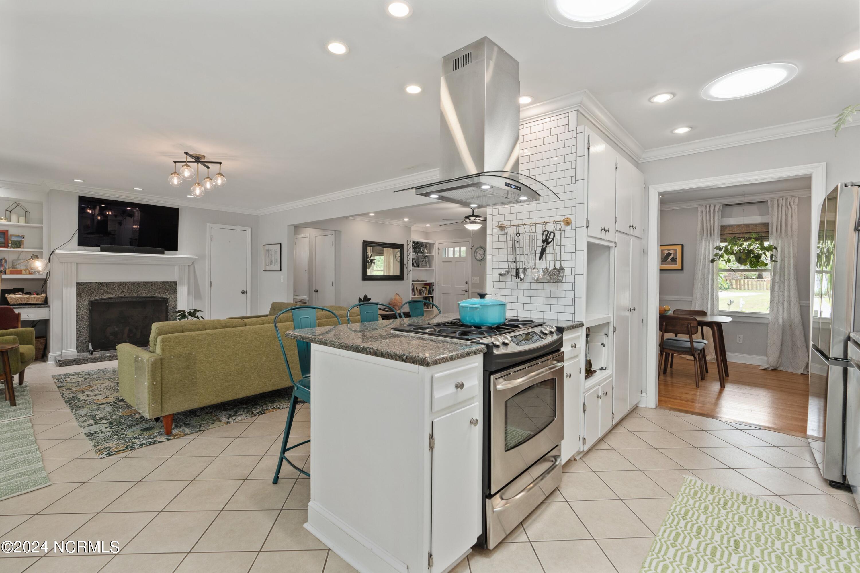 1408 Robin Hood Road Wilmington, NC 28401 - Photo 18 of 44 046-1408RobinhoodRoad-Wilmington-NC-2840