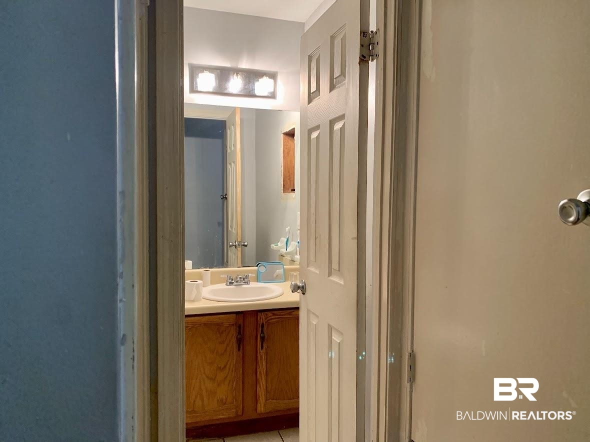 1822 Spring Brook Court Mobile, AL 36609 - Photo 13 of 26