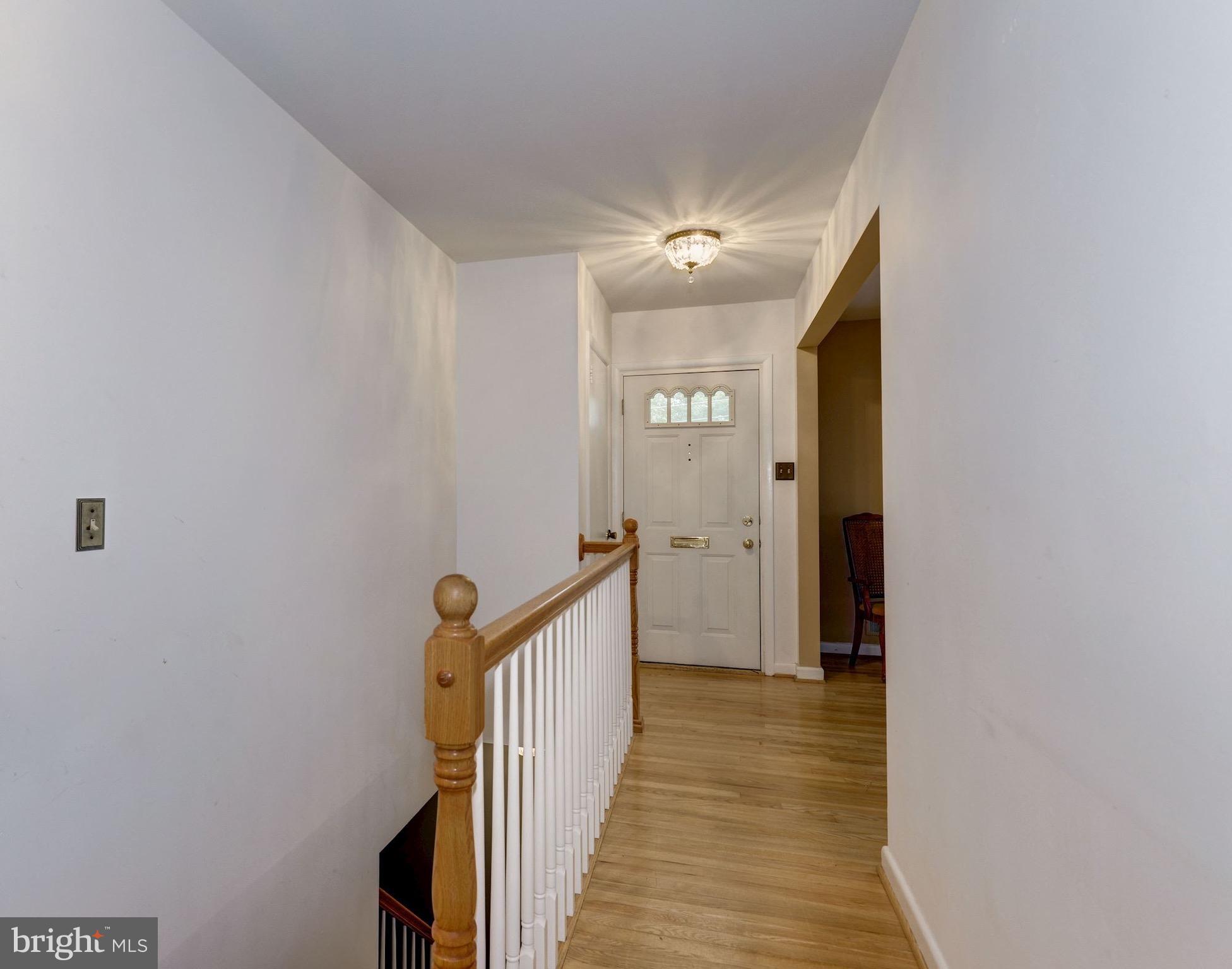 2124 Coleridge Drive Silver Spring, MD 20910 - Photo 9 of 18 Interior (General)/Entrance