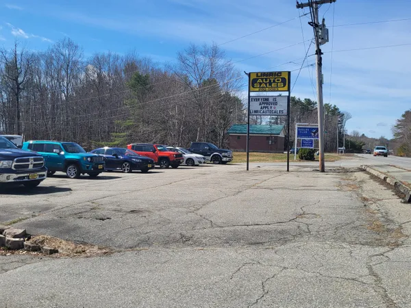 $399,900 | 454 Brunswick Avenue, Gardiner, ME 04345
