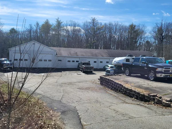 $399,900 | 454 Brunswick Avenue, Gardiner, ME 04345
