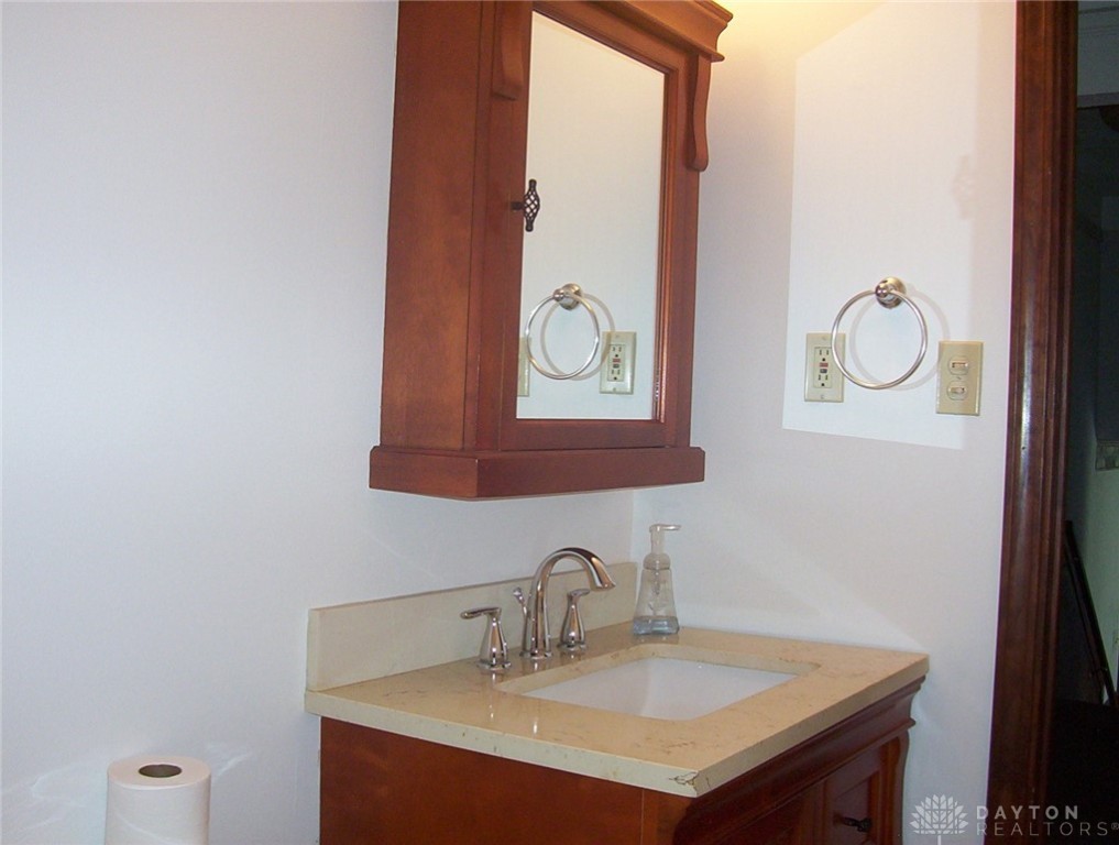 212 North Stringtown Road Xenia, OH 45385 - Photo 13 of 23 Gallery Image 13