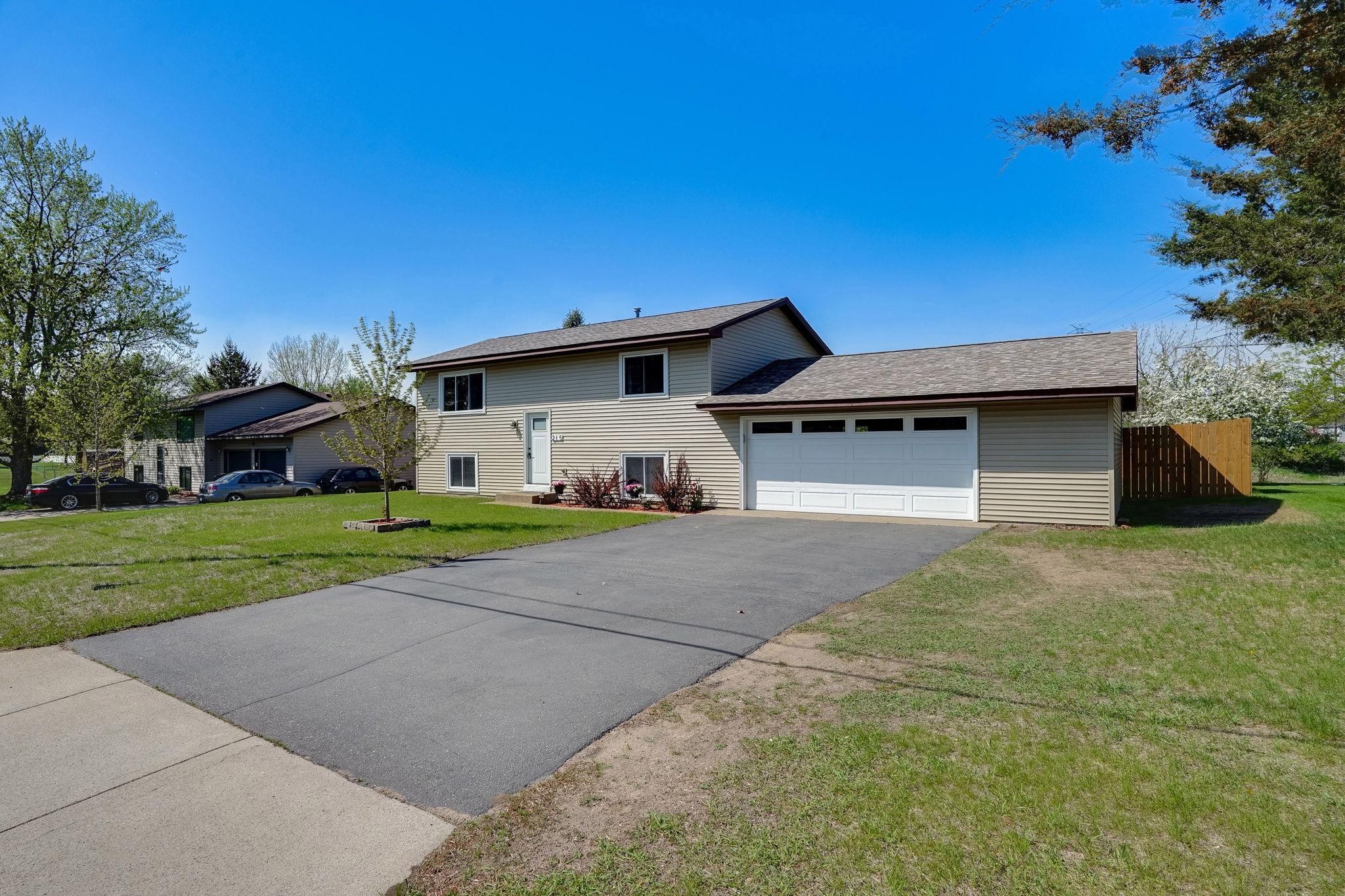 215 Prairie Road Monticello, MN 55362 - Photo 2 of 24