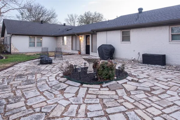 $1,100,000 | 2 Moonlight Trail, Lucas, TX 75002