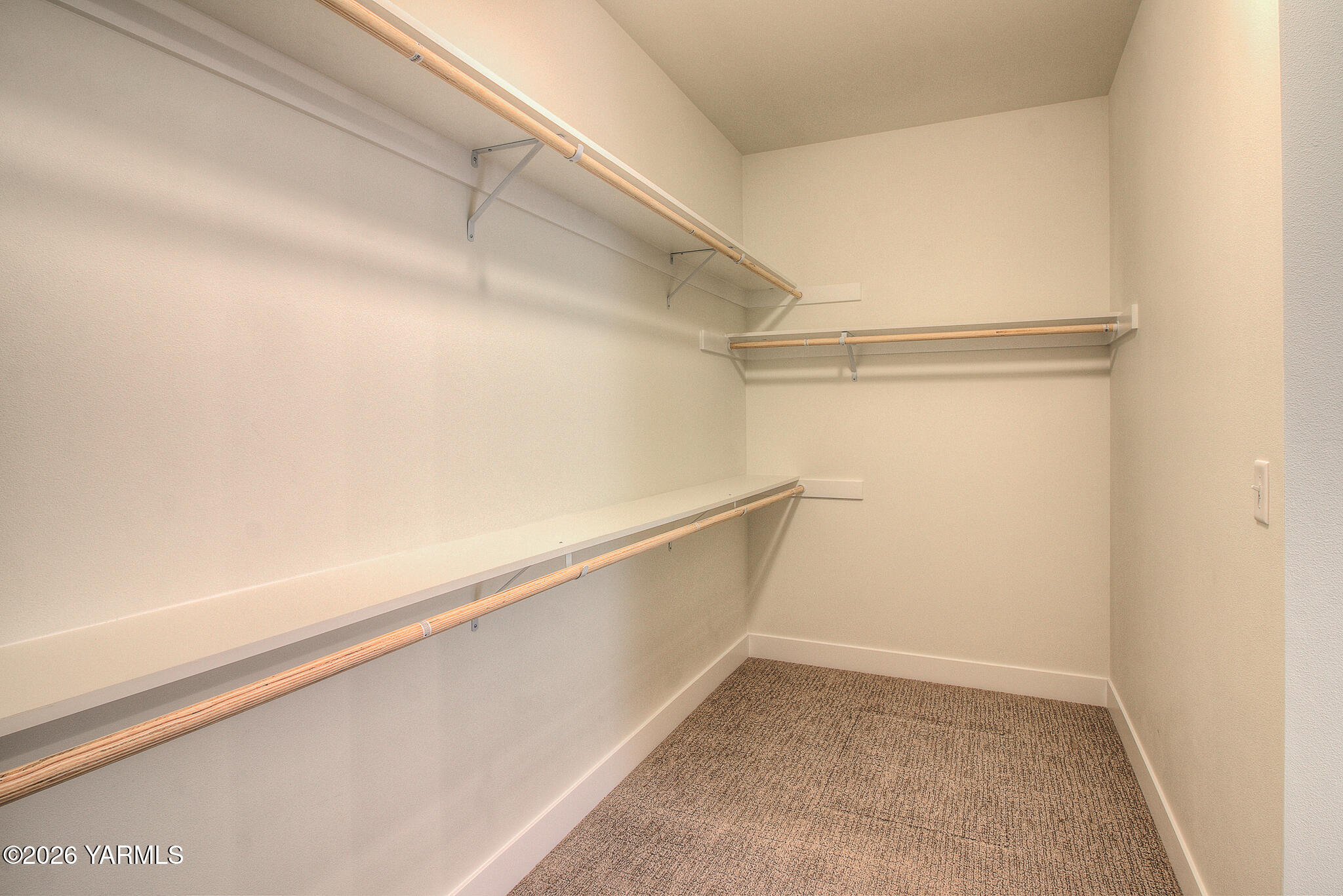 404 South 90th Avenue Yakima, WA 98908 - Photo 21 of 21 Master Closet