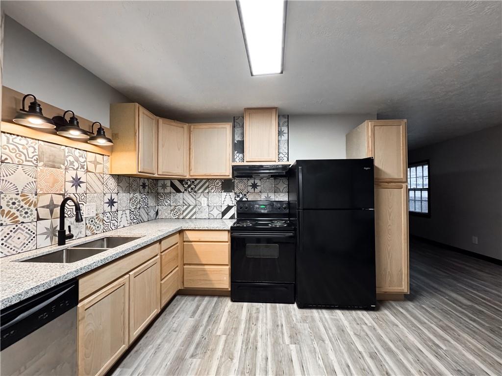 796 Wilson Circle Southwest Marietta, GA 30064 - Photo 4 of 20