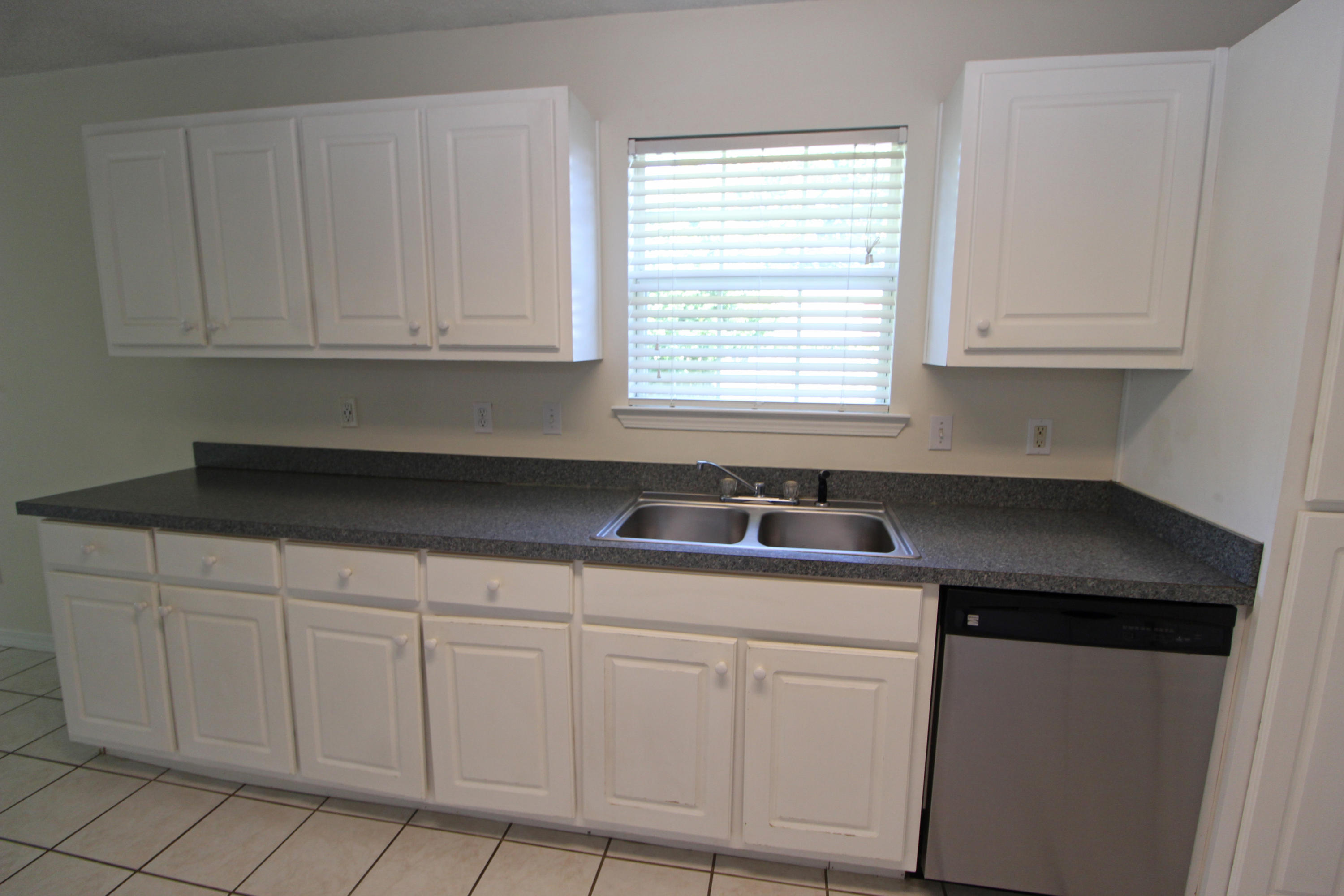 34 Cactus Road Mary Esther, FL 32569 - Photo 15 of 30 Kitchen