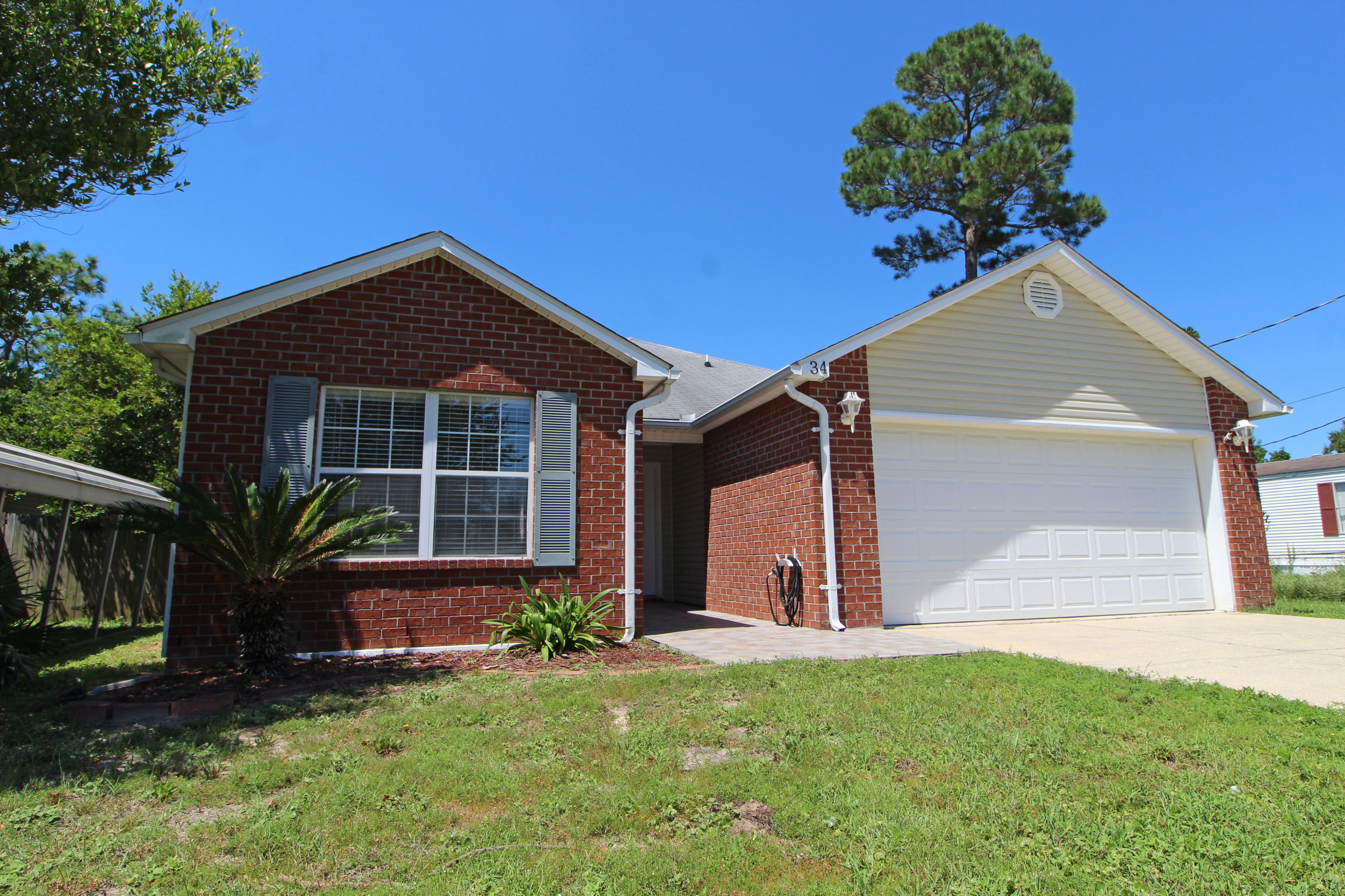 34 Cactus Road Mary Esther, FL 32569 - Photo 2 of 30 Front of Home