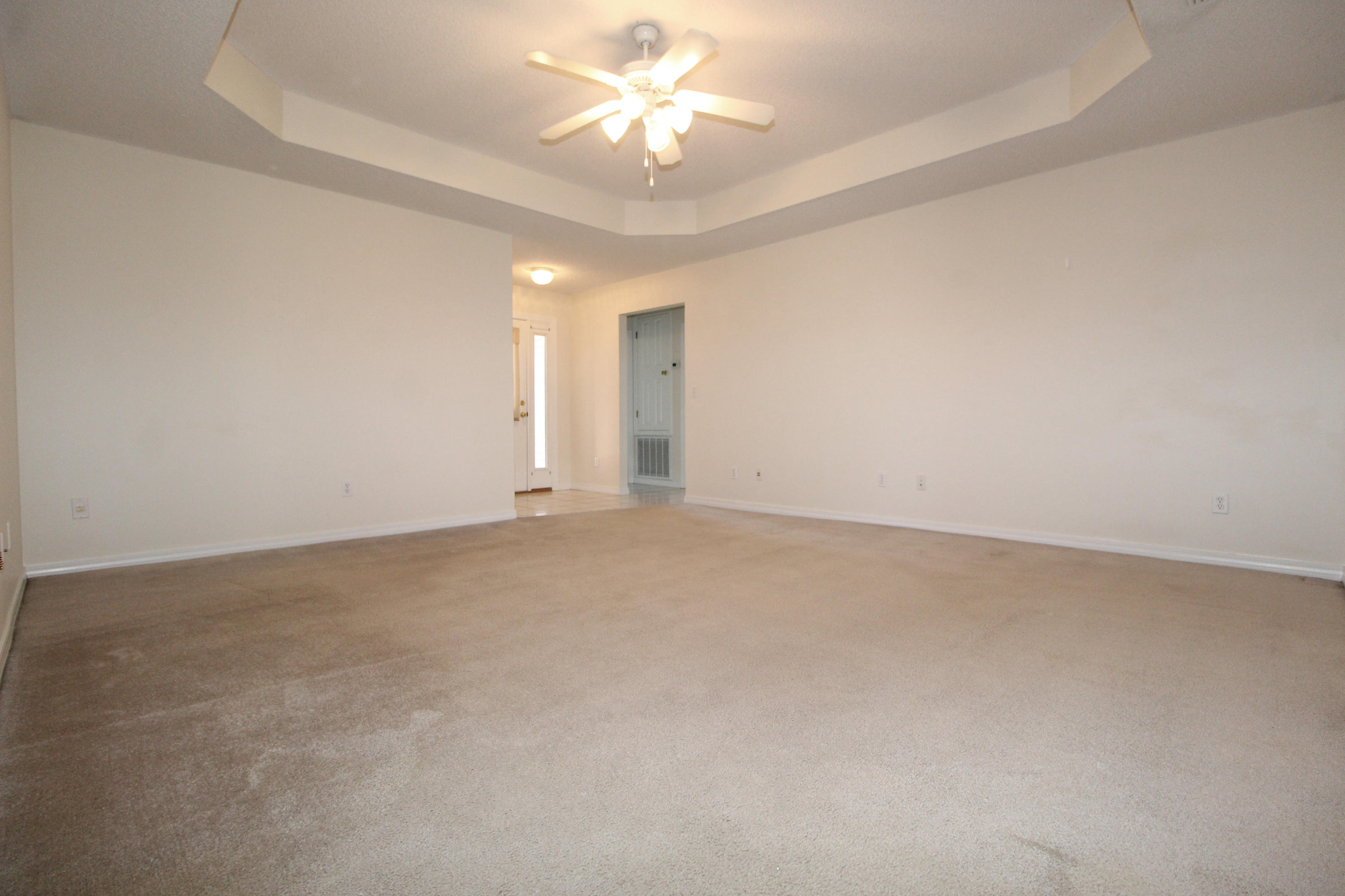 34 Cactus Road Mary Esther, FL 32569 - Photo 4 of 30 Living Room