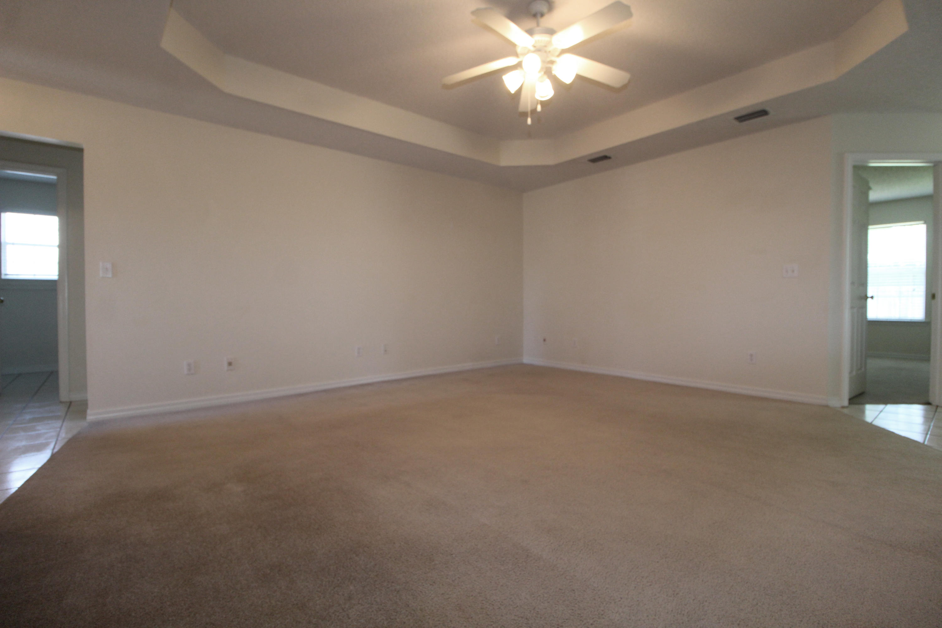 34 Cactus Road Mary Esther, FL 32569 - Photo 6 of 30 Living Room