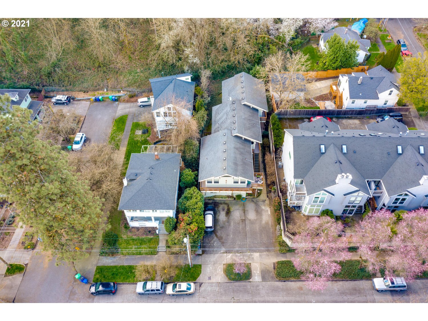 5219 Southwest View Point Terrace, Unit 1 Portland, OR 97239 - Photo 21 of 21 Gallery Image 21