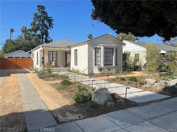 $3,400 | 4586 Sunnyside Drive, Riverside, CA 92506