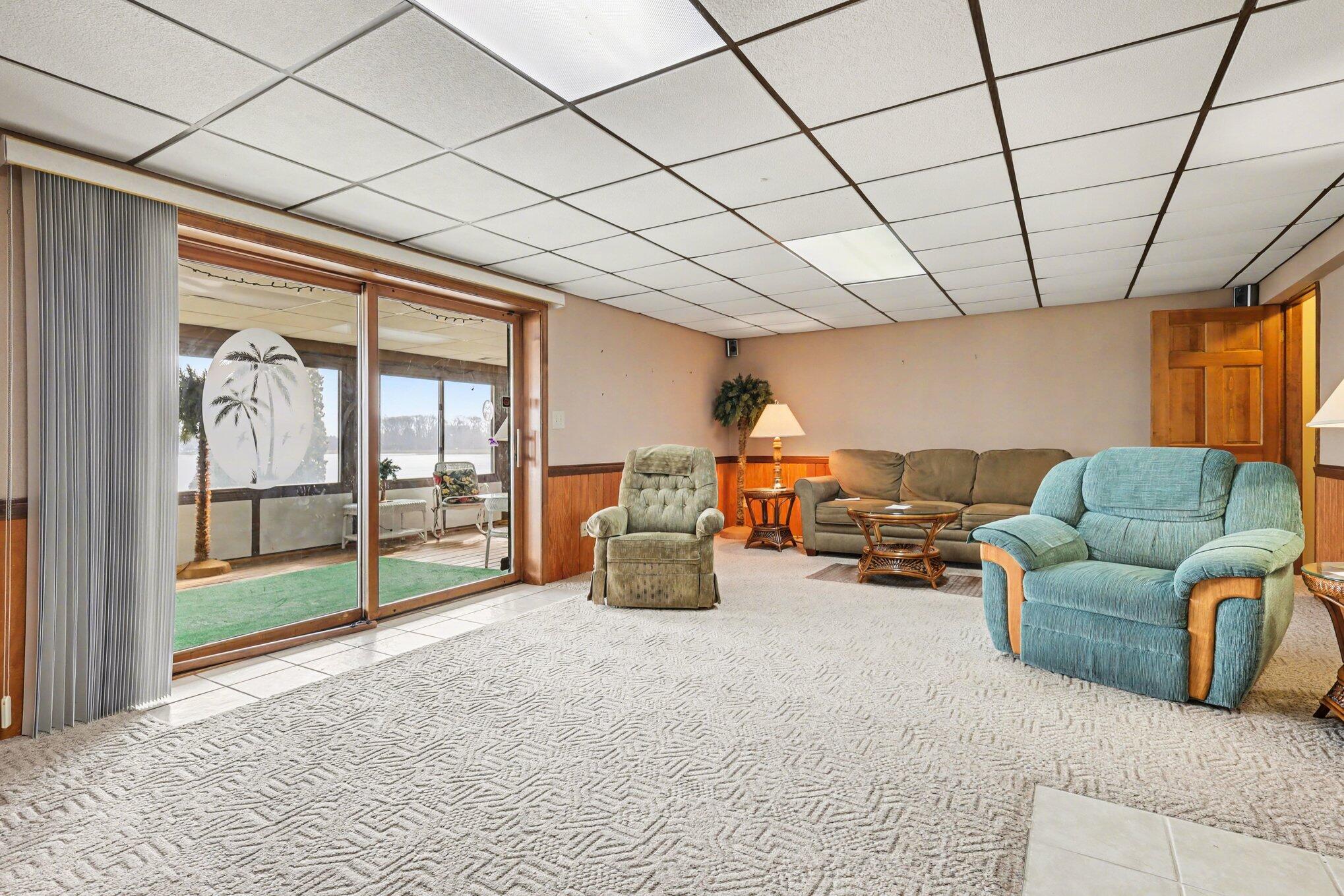 563 Waverly Road La Porte, IN 46350 - Photo 16 of 25 2038x1359