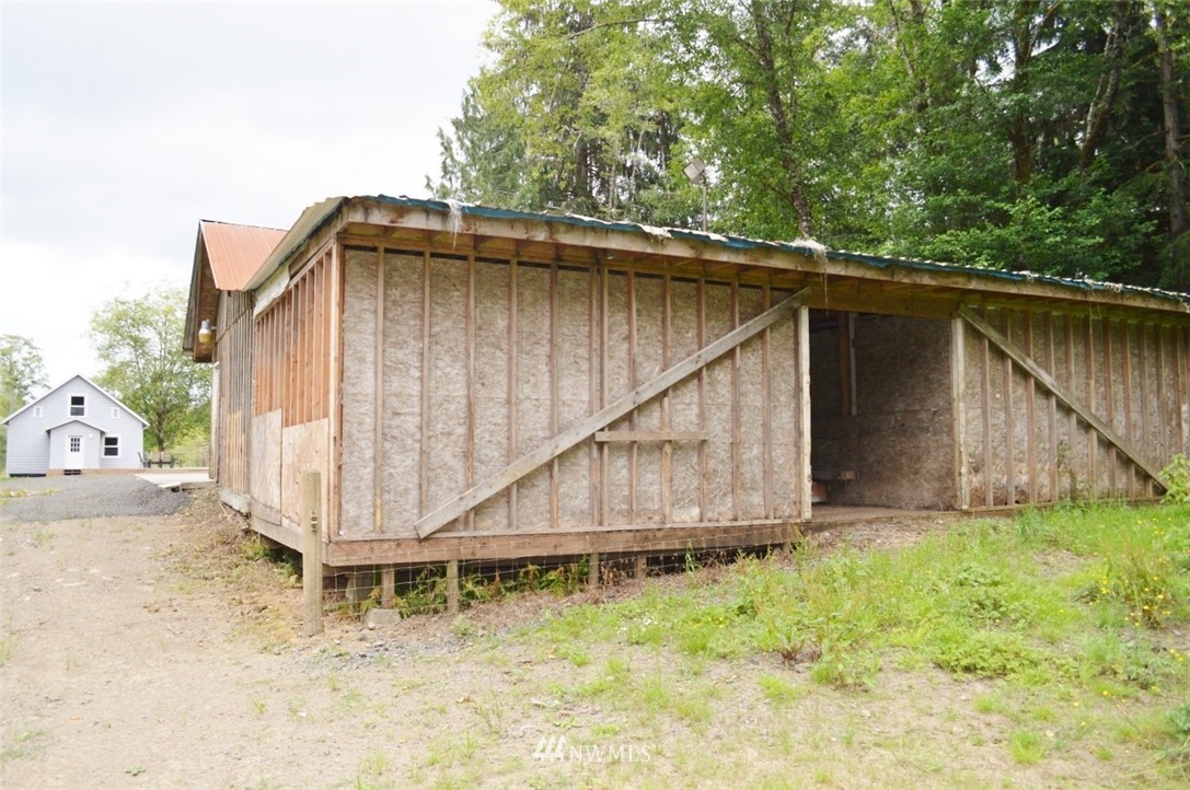 49 Leutz Road Aberdeen, WA 98520 - Photo 7 of 24 Gallery Image 7