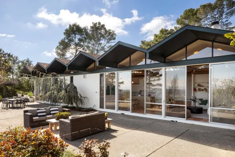 $4,995,000 | 51 Cragmont Way, Woodside, CA 94062