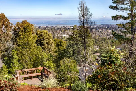 $4,995,000 | 51 Cragmont Way, Woodside, CA 94062