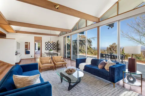 $4,995,000 | 51 Cragmont Way, Woodside, CA 94062
