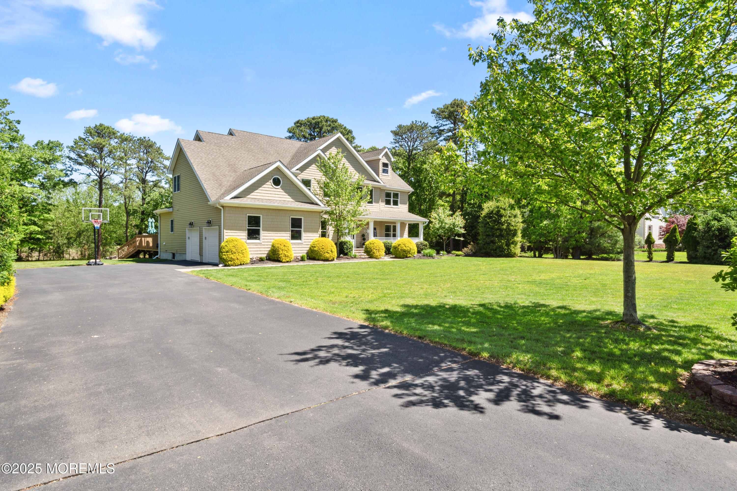 4 Hummingbird Court Howell, NJ 07731 - Photo 1 of 45 SEV04247