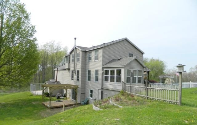 5896 Snyder Road Berrien Springs, MI 49103 - Photo 11 of 56 Back 1