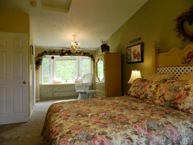 5896 Snyder Road Berrien Springs, MI 49103 - Photo 32 of 56 Master1
