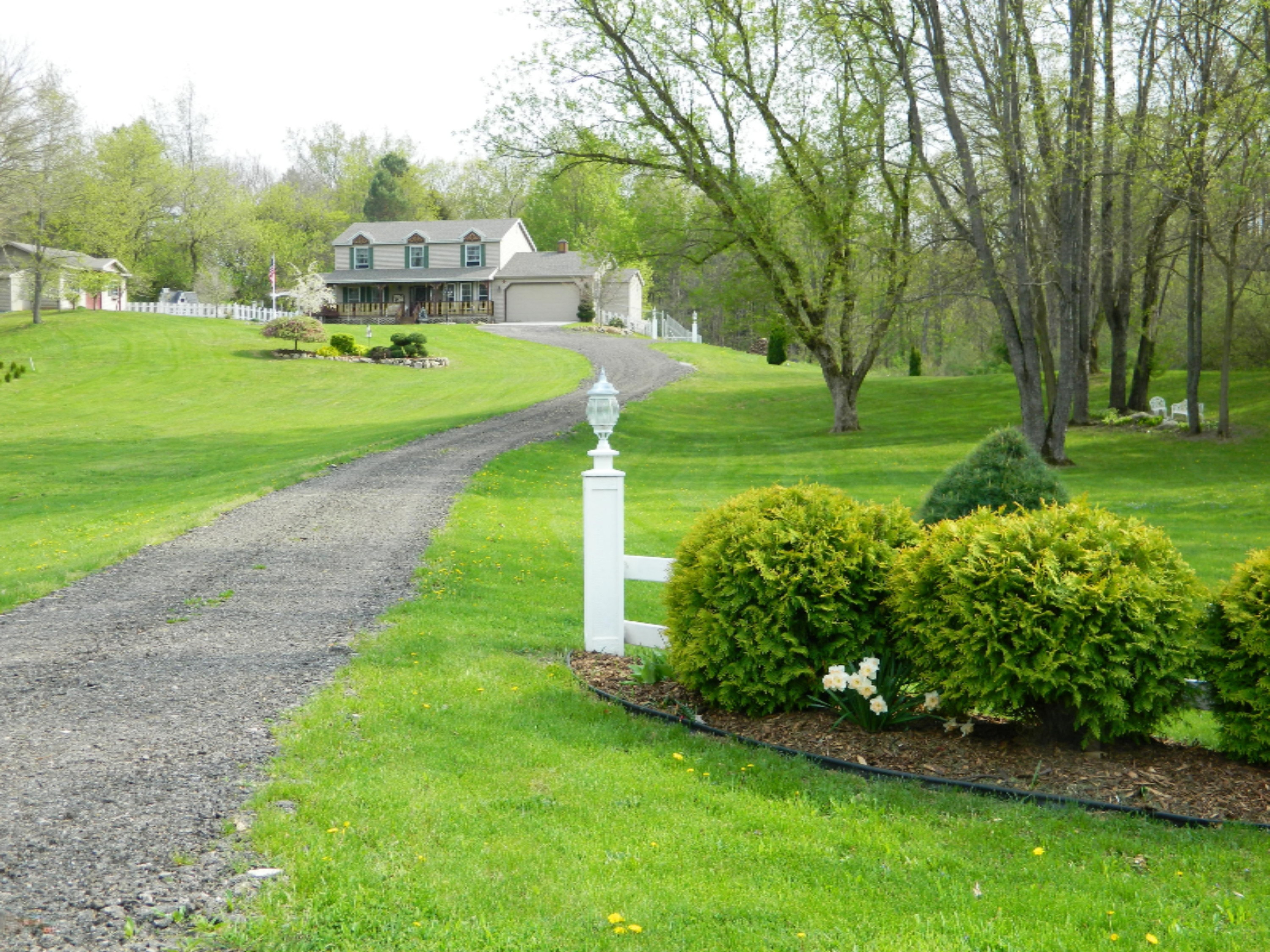 5896 Snyder Road Berrien Springs, MI 49103 - Photo 50 of 56 Front Fence post