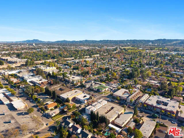 $2,150,000 | 15865 Vanowen Street, Van Nuys, CA 91406