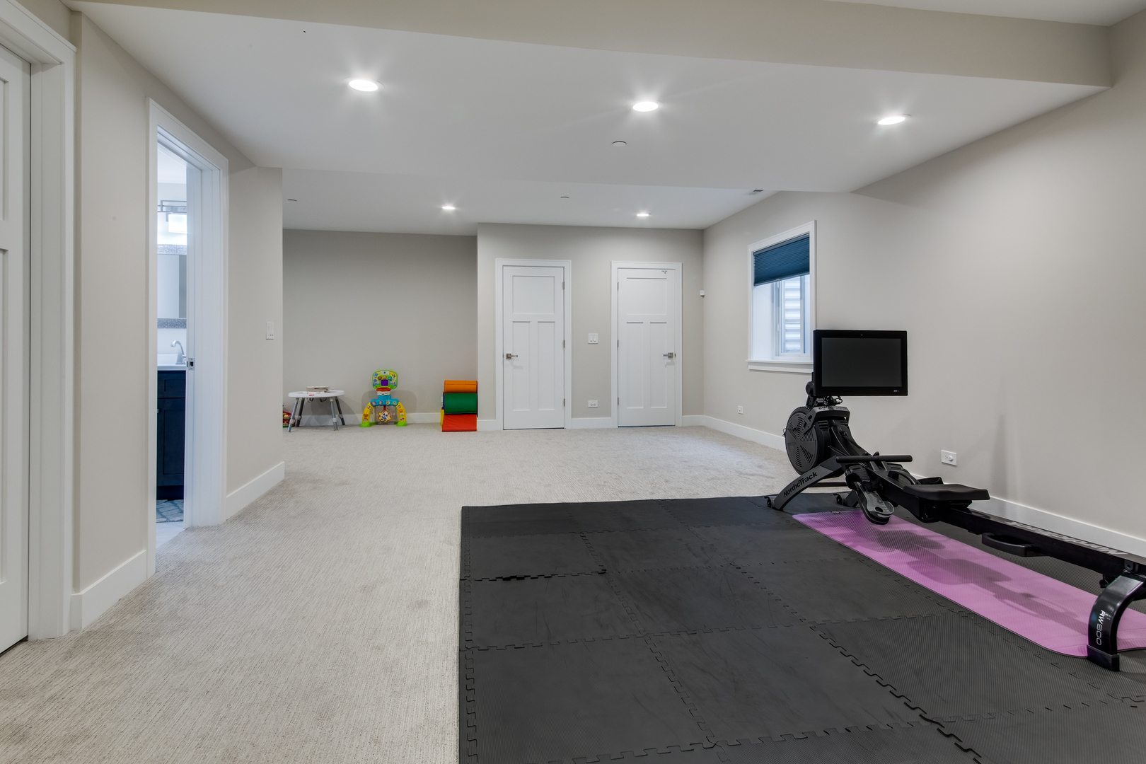 2320 Edna Avenue Park Ridge, IL 60068 - Photo 32 of 41 a living room with furniture and flat screen tv