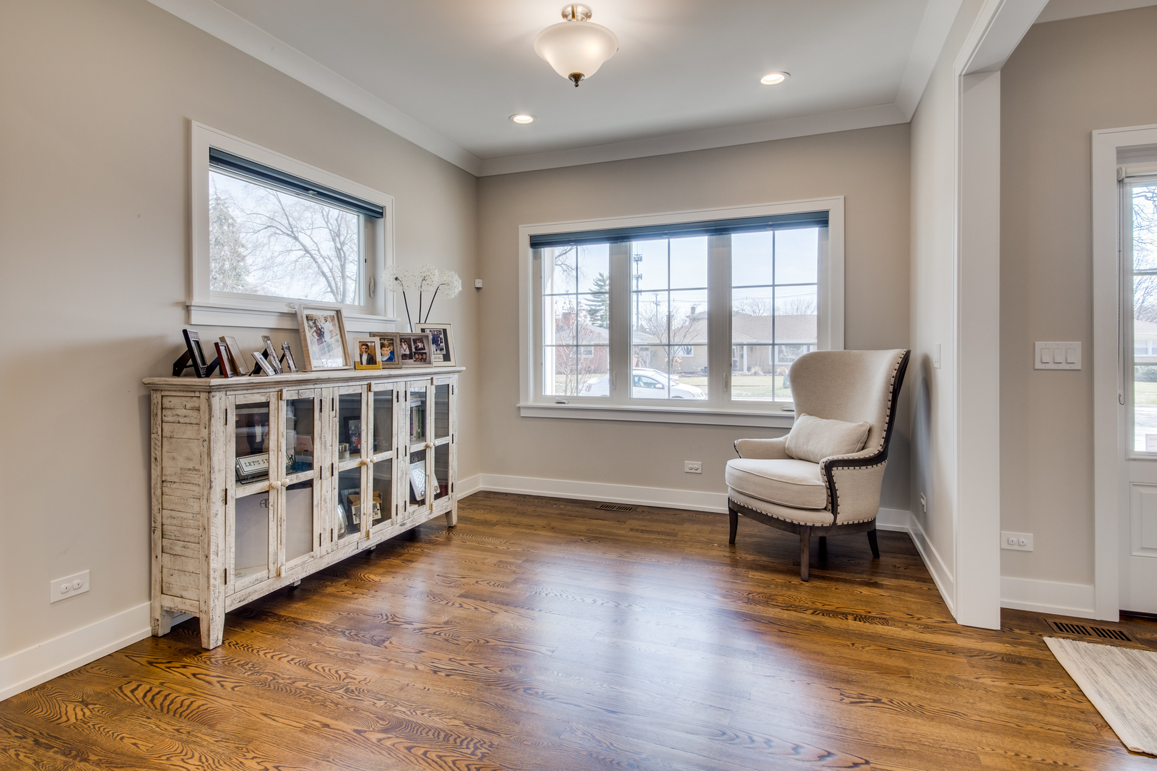 2320 Edna Avenue Park Ridge, IL 60068 - Photo 10 of 41 a living room with furniture and a window