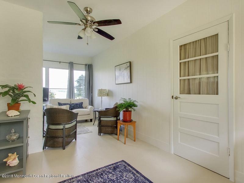 60 Five Points Road Colts Neck, NJ 07722 - Photo 18 of 37 a living room with furniture