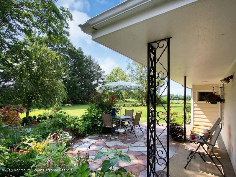 60 Five Points Road Colts Neck, NJ 07722 - Photo 22 of 37