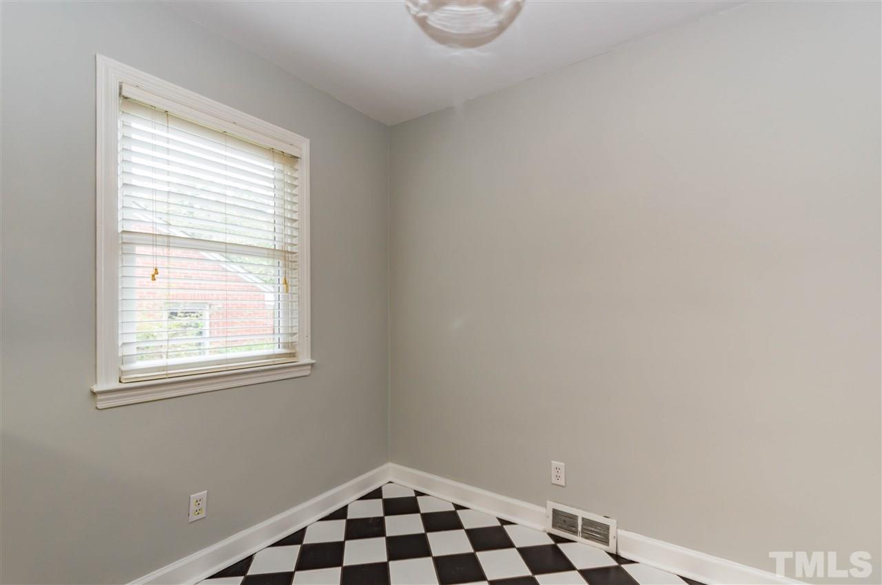 507 Brooks Avenue Raleigh, NC 27607 - Photo 10 of 20 a room with a window