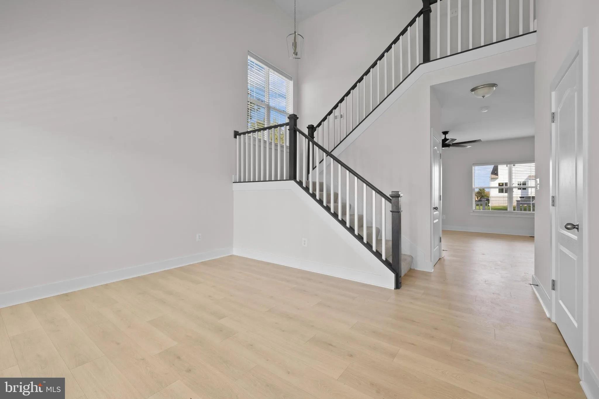 680 Barlow Greenmount Road Gettysburg, PA 17325 - Photo 5 of 14 Bright and airy entryway with stairs.