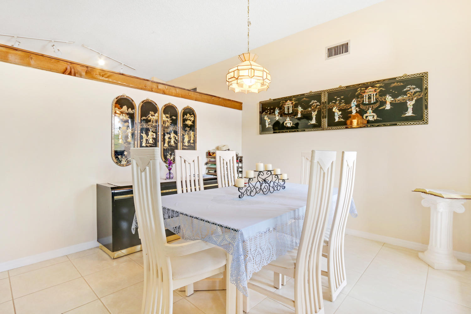11710 Countryview Lane Boca Raton, FL 33428 - Photo 3 of 17 dining area