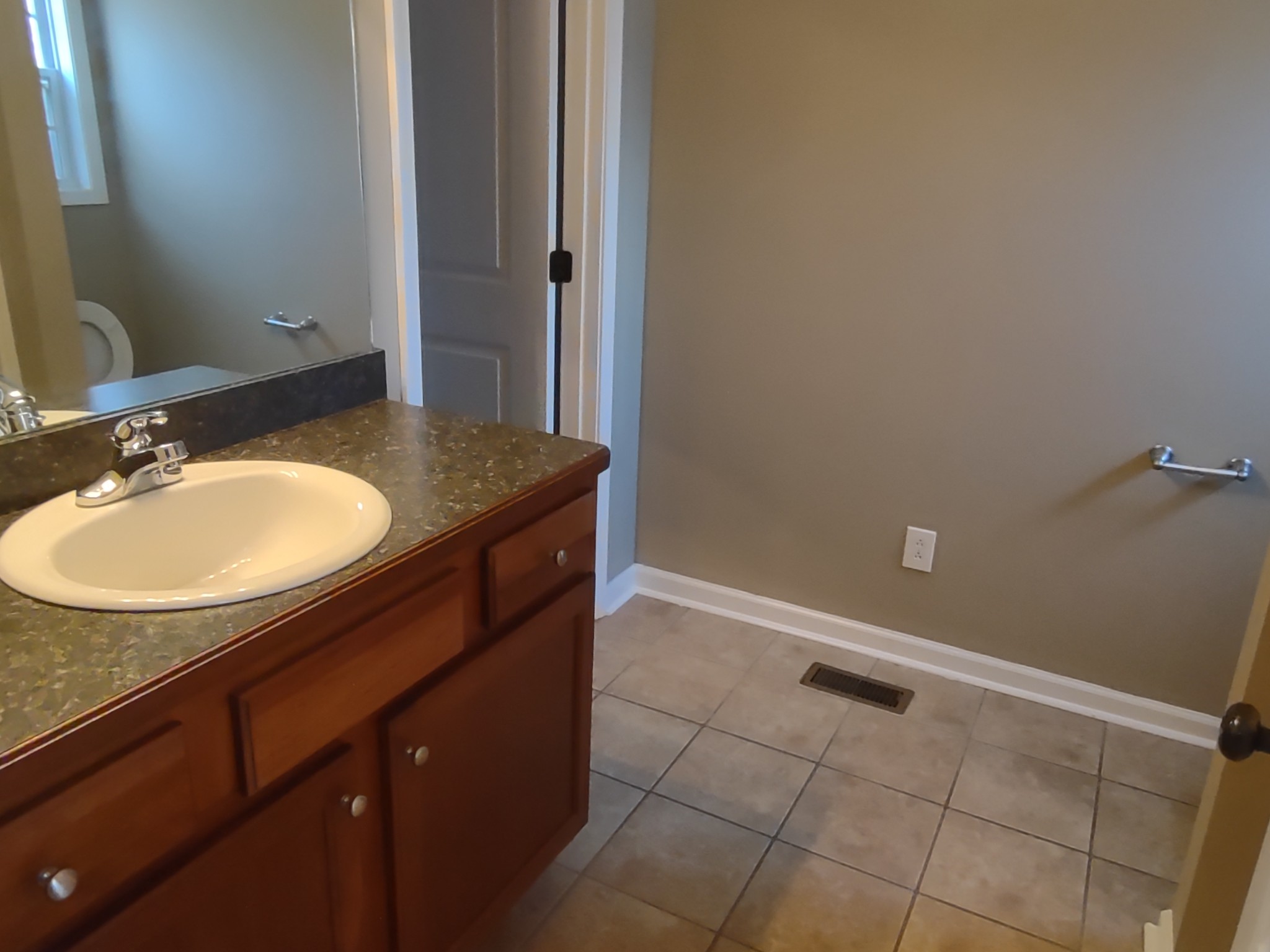 406 Berry Circle Springfield, TN 37172 - Photo 11 of 16 Gallery Image 11