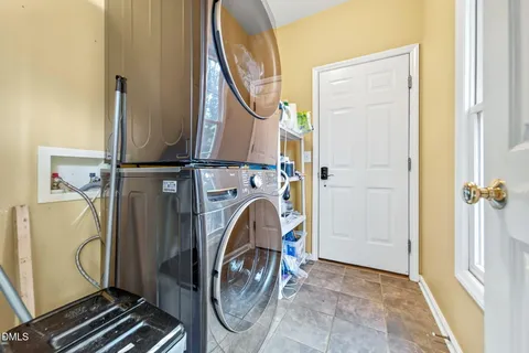 $550,000 | 2120 Village Oaks Lane, Raleigh, NC 27614