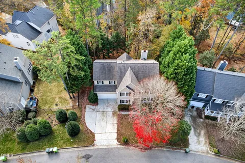 $550,000 | 2120 Village Oaks Lane, Raleigh, NC 27614