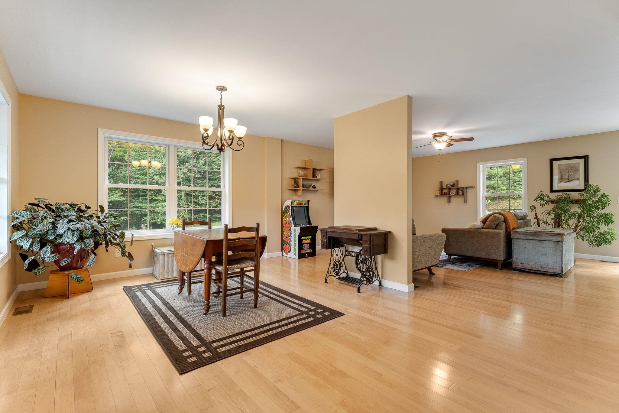 6969 Main Road Huntington, VT 05462 - Photo 8 of 60 Gallery Image 8