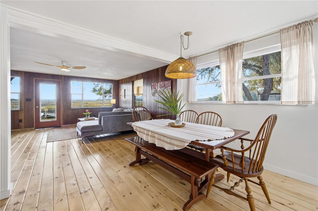 23422 Northeast 154th Place Road Salt Springs, FL 32134 - Photo 7 of 29 a outdoor space with furniture