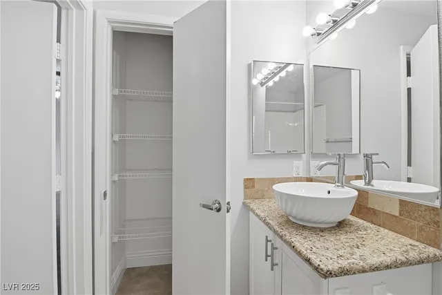 $1,600 | 5125 West Reno Avenue, Unit 1025, Las Vegas, NV 89118